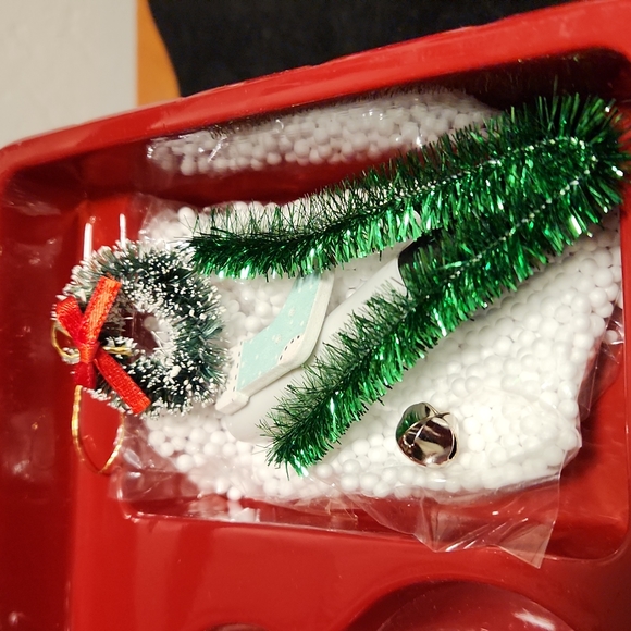 Glass Snowman Ornament Kit, New with Bonus gift - Picture 6 of 13